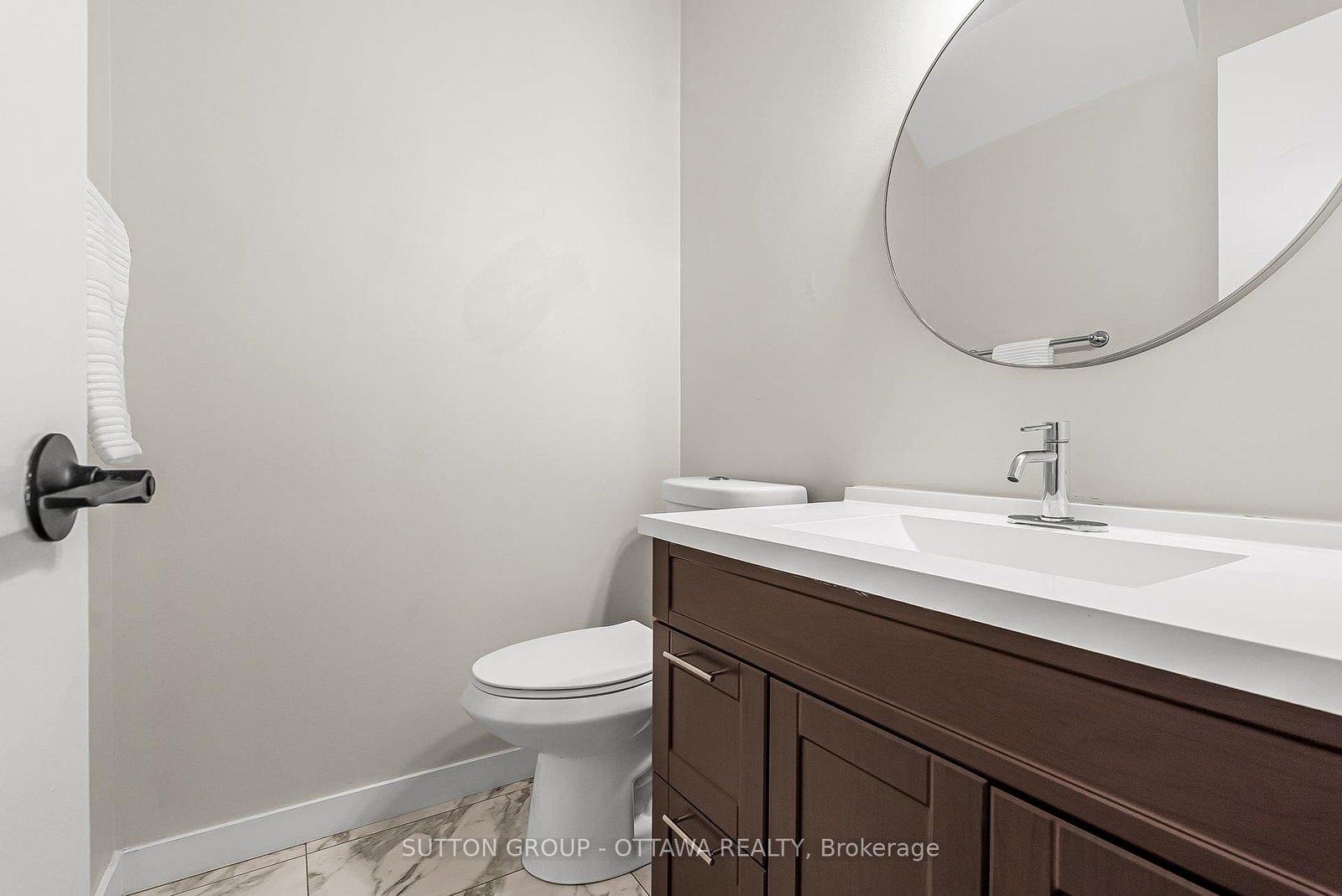 6651 Tooney Drive • Ottawa, ON photo 15