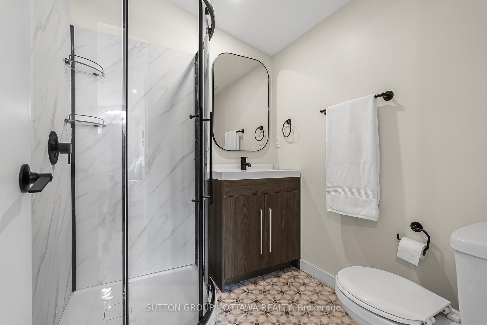 6651 Tooney Drive • Ottawa, ON photo 18