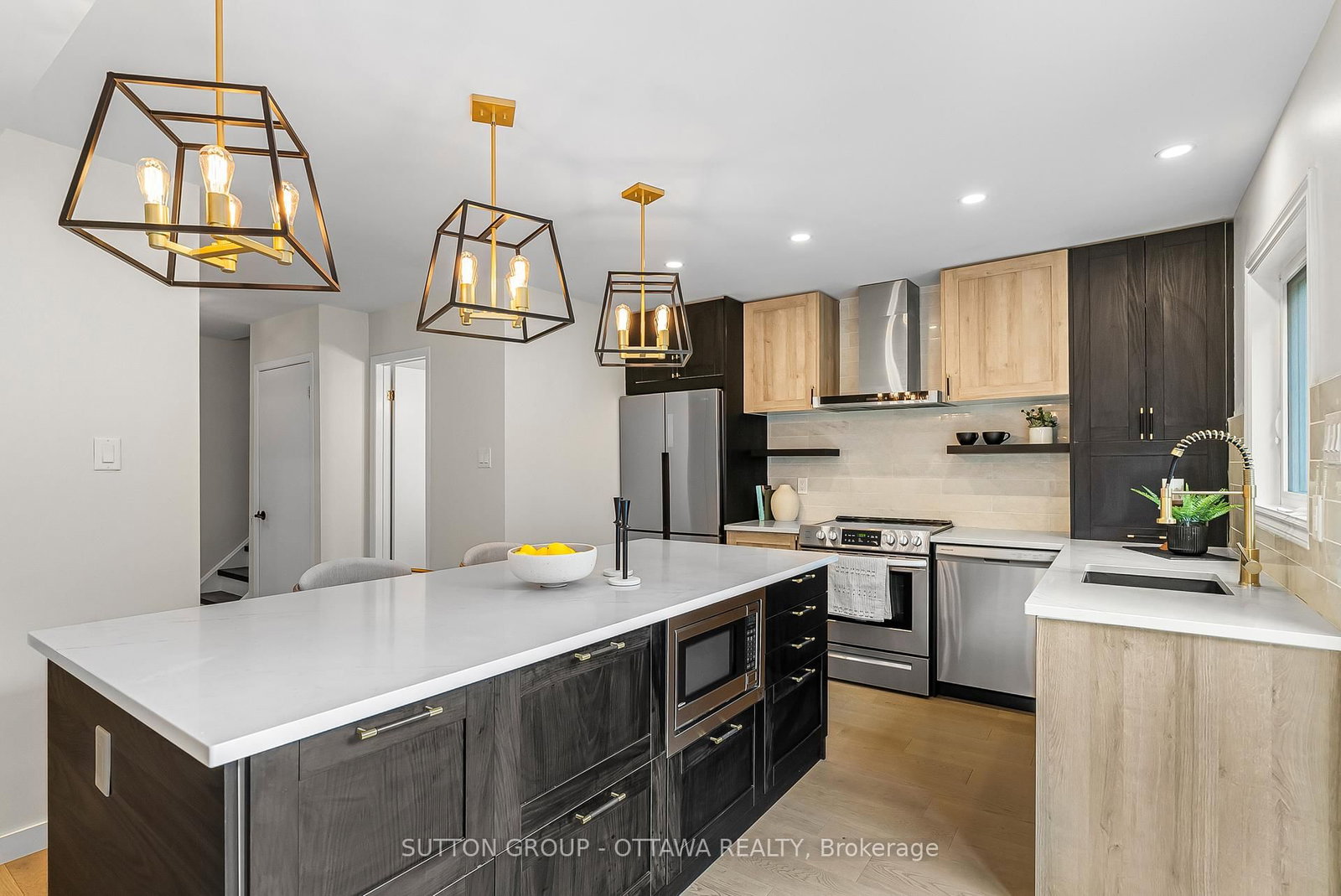 6651 Tooney Drive • Ottawa, ON photo 9