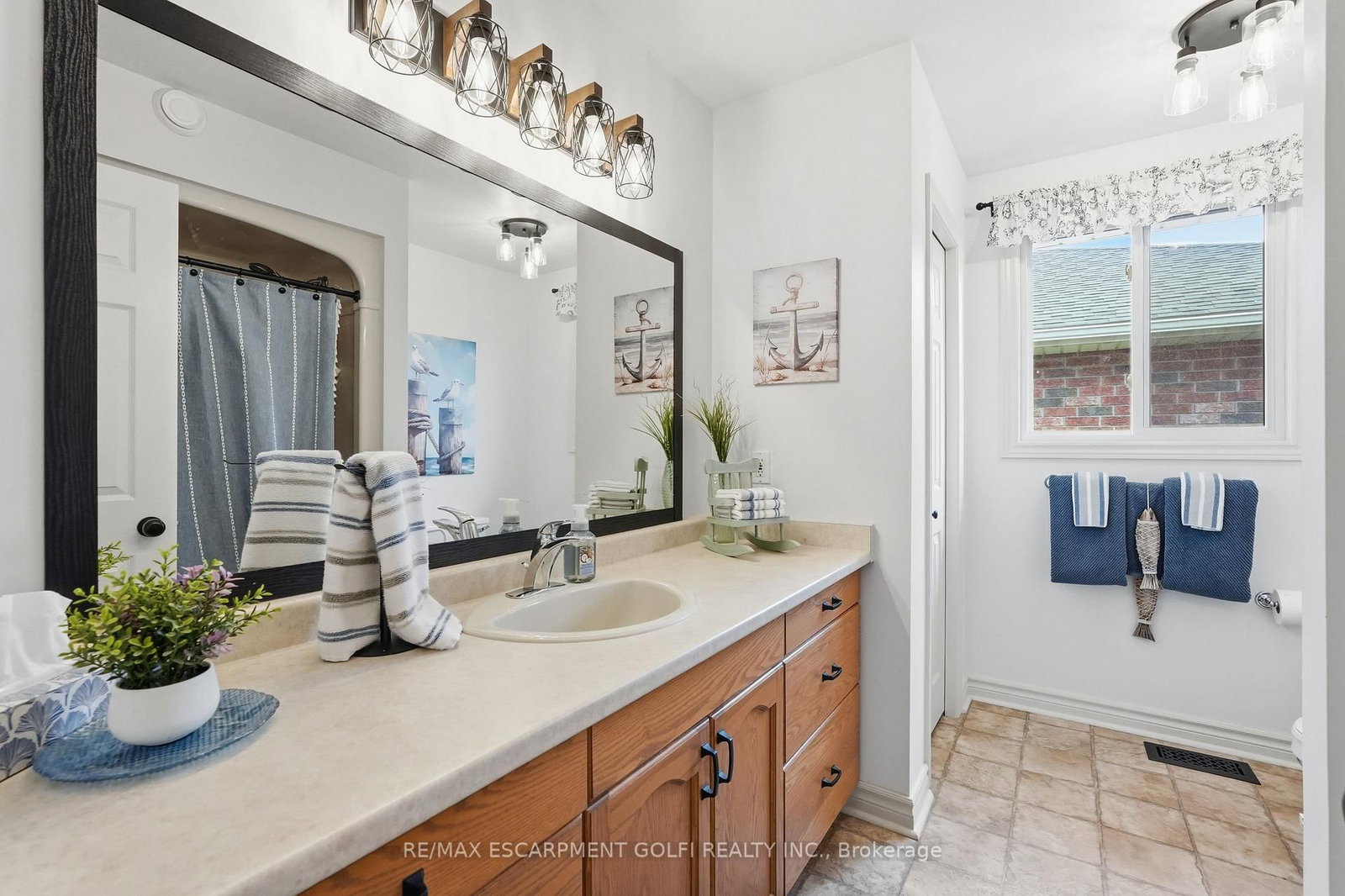12 Schneider Drive • Norfolk, ON photo 22