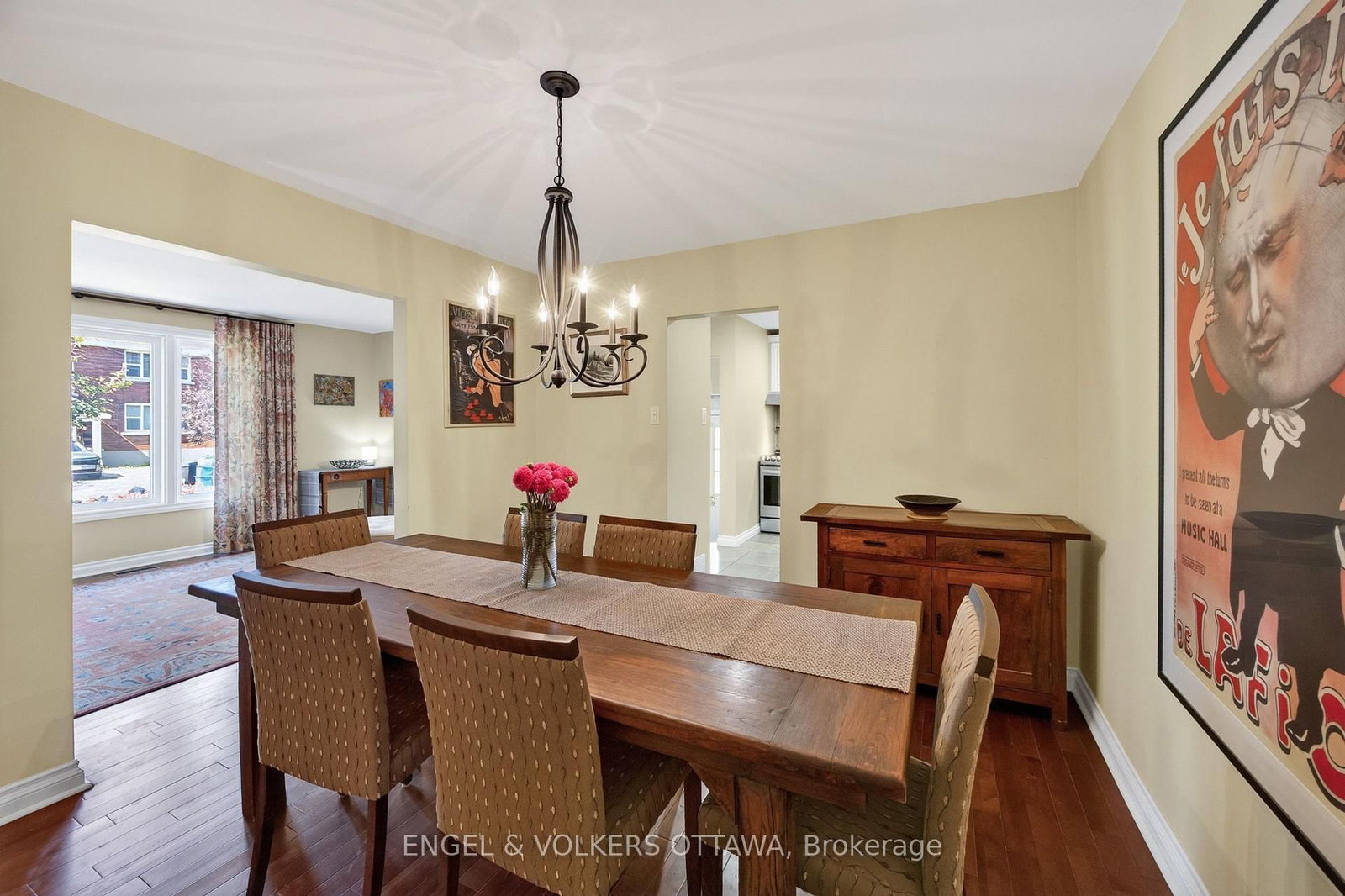 533 Hilson Avenue • Ottawa, ON photo 10