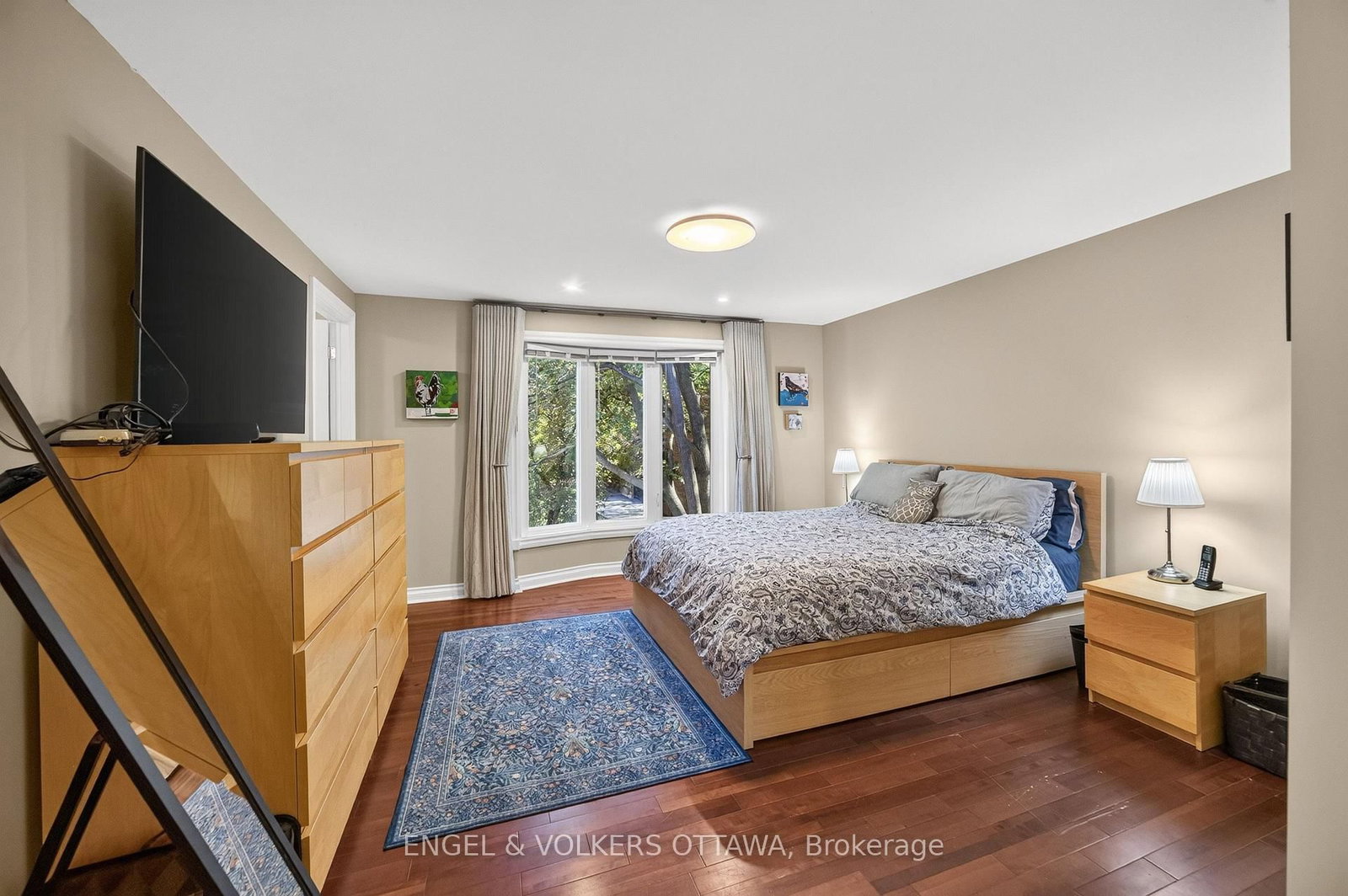533 Hilson Avenue • Ottawa, ON photo 23