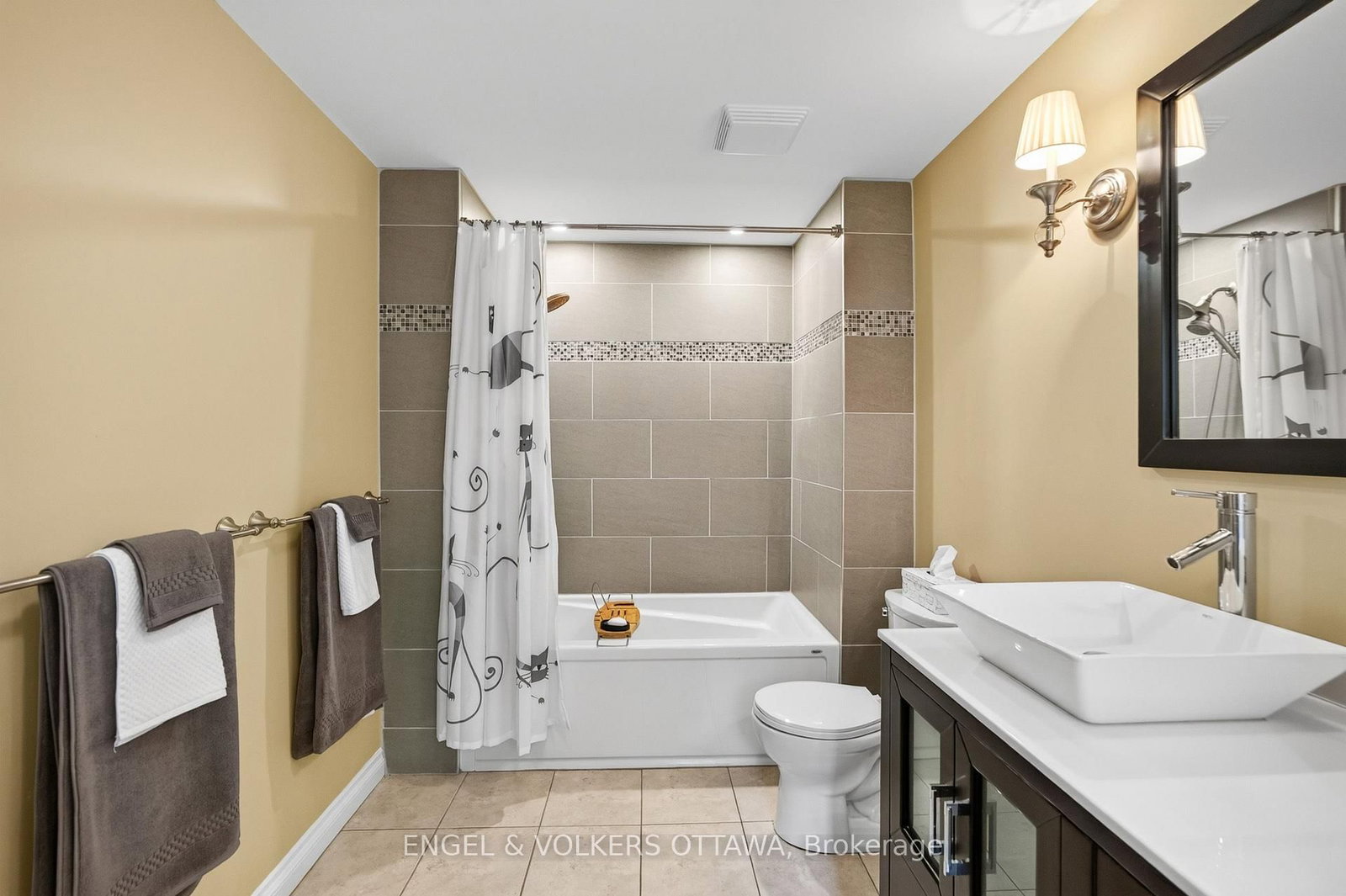 533 Hilson Avenue • Ottawa, ON photo 28