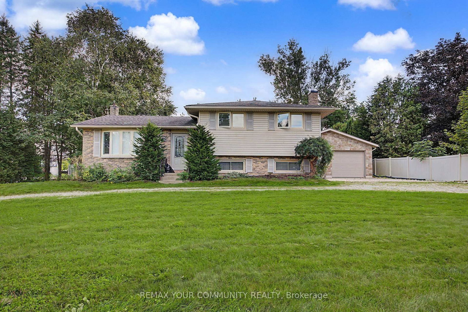 745088 Oxford Road 17 • Woodstock, ON photo 1
