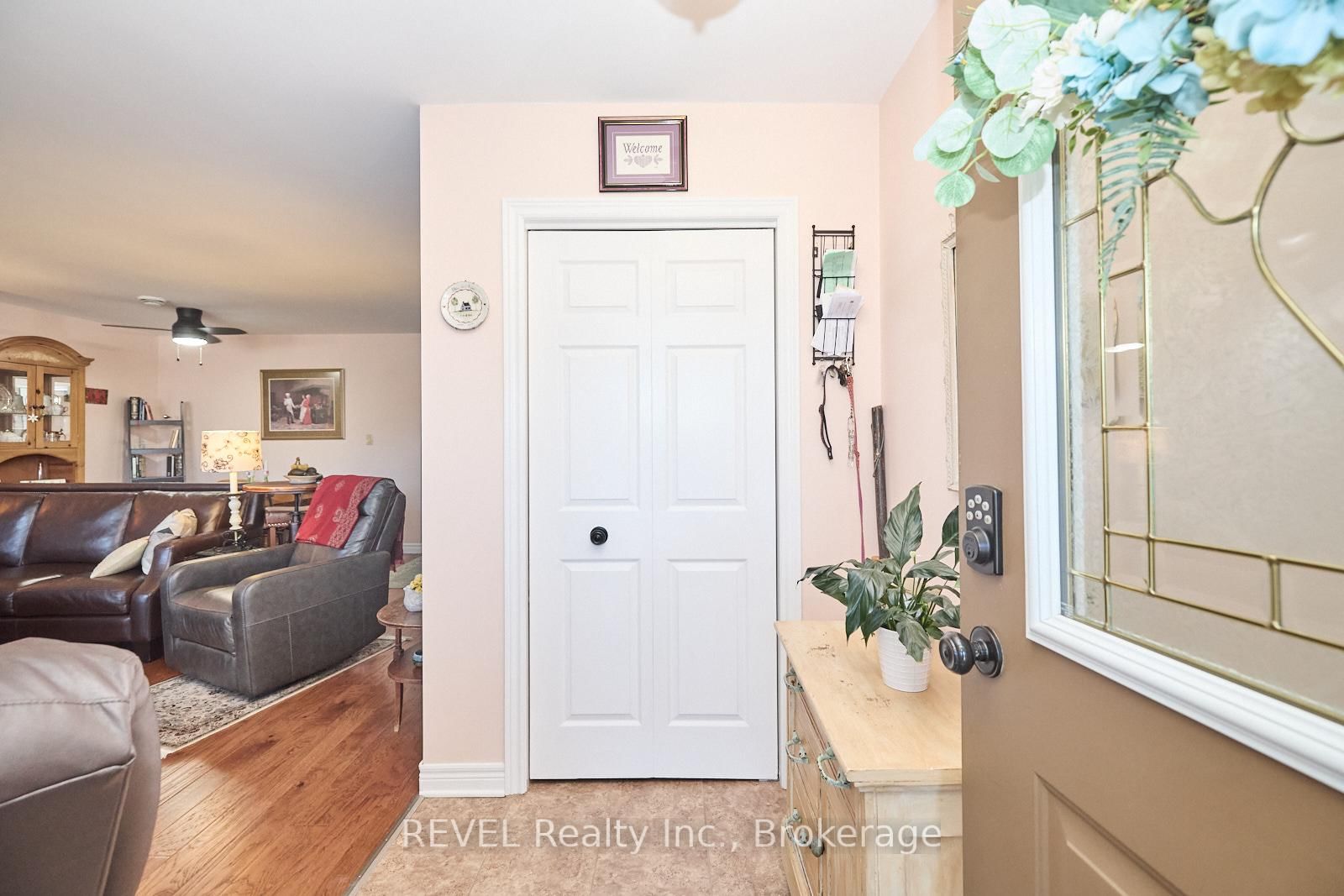 19 Knoll Street • Port Colborne, ON photo 10