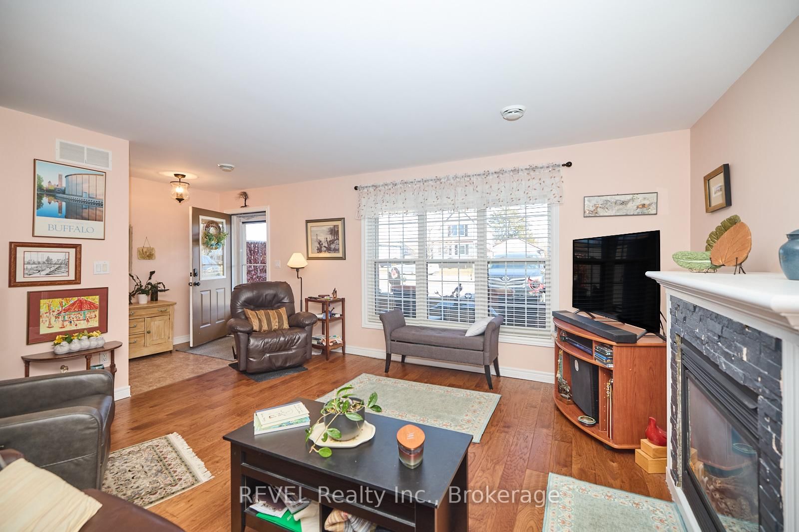 19 Knoll Street • Port Colborne, ON photo 14