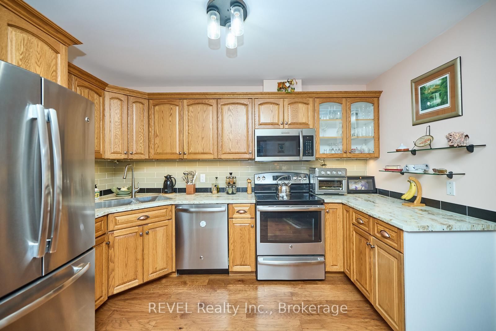19 Knoll Street • Port Colborne, ON photo 17