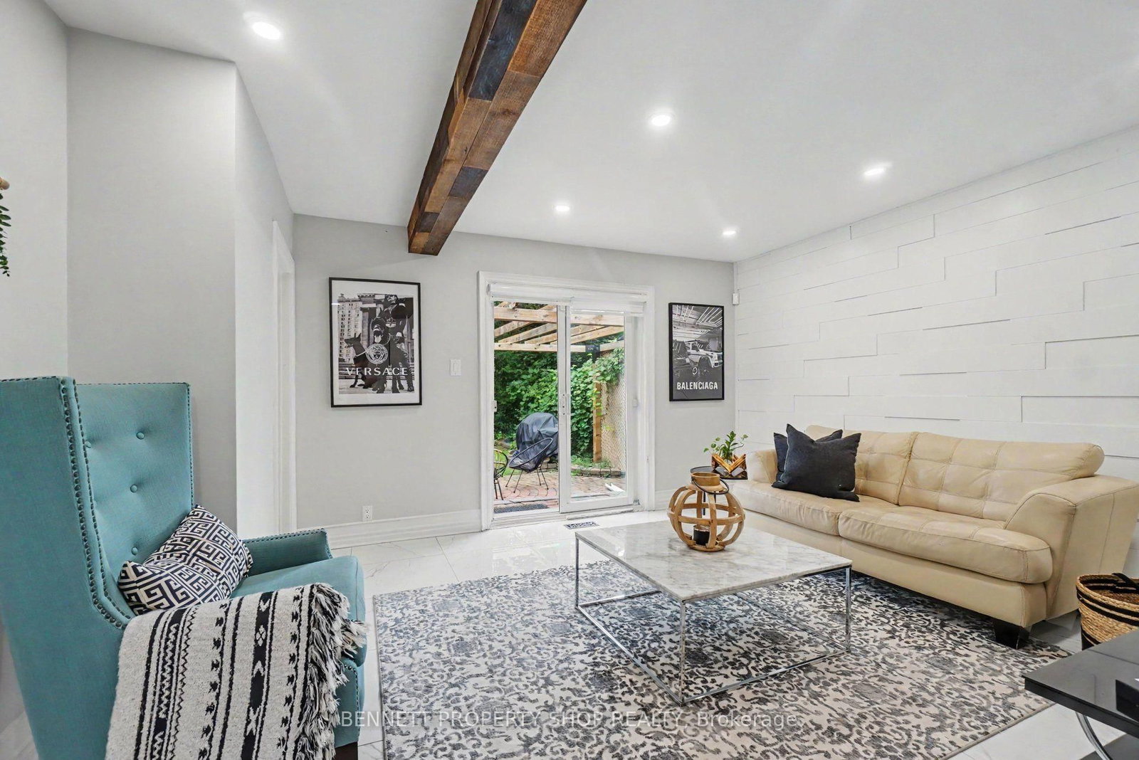 1902 Featherston Drive • Ottawa, ON photo 12