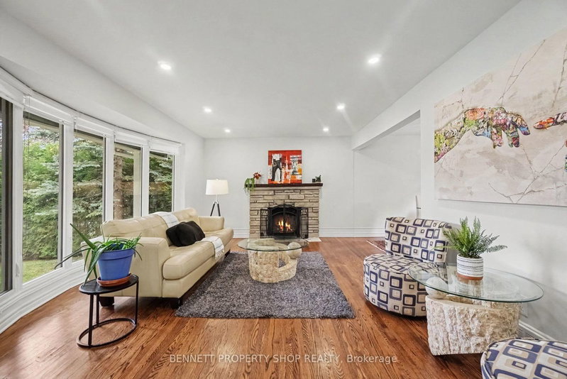 1902 Featherston Drive