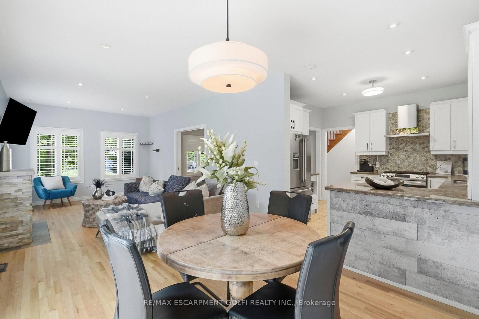 31 COMMANDO Court • Hamilton, ON photo 14