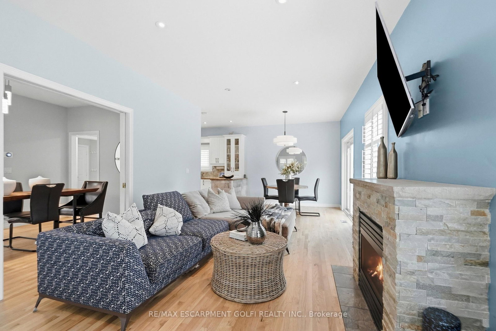 31 COMMANDO Court • Hamilton, ON photo 17