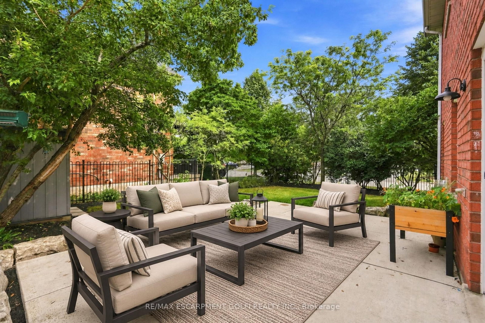 31 COMMANDO Court • Hamilton, ON photo 27