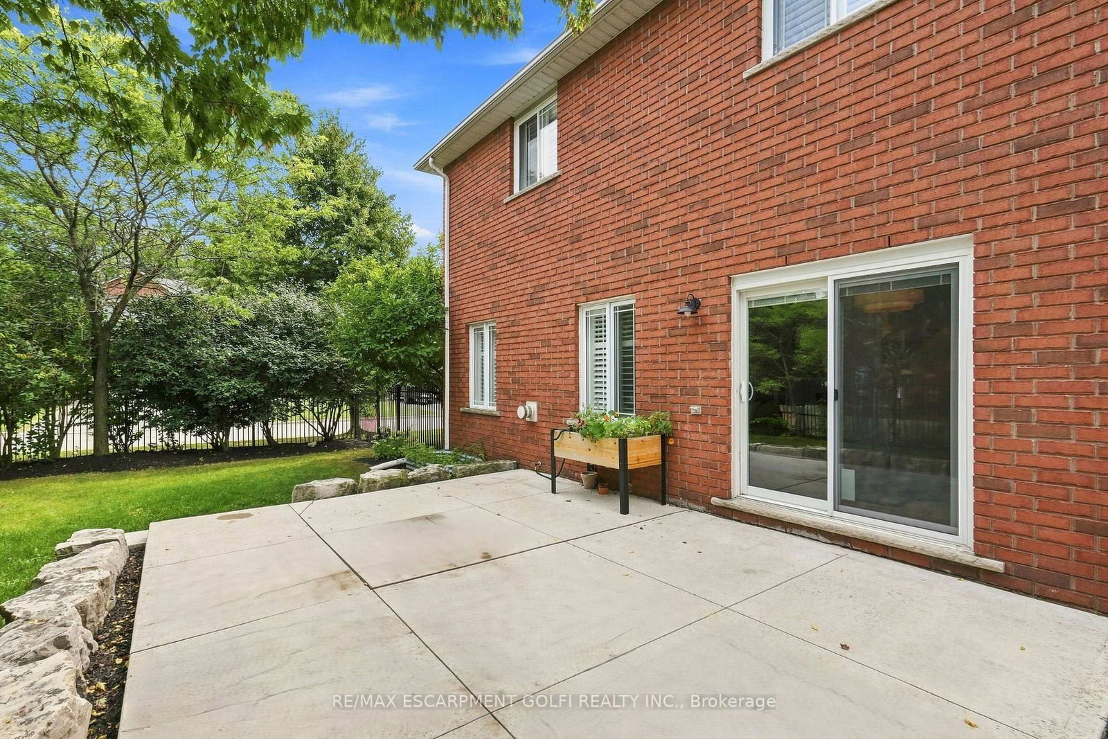 31 COMMANDO Court • Hamilton, ON photo 29