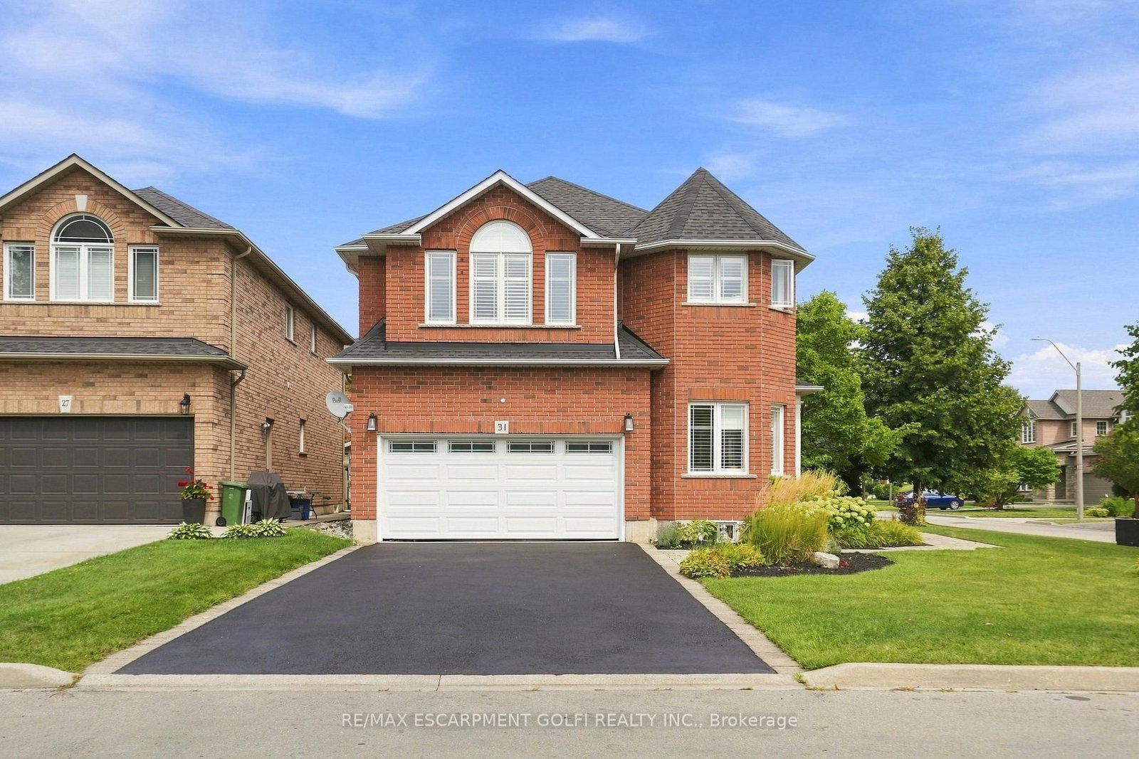 31 COMMANDO Court • Hamilton, ON photo 4