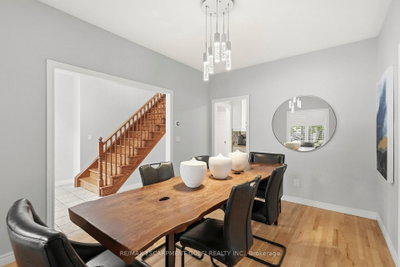 31 COMMANDO Court • Hamilton, ON photo 8