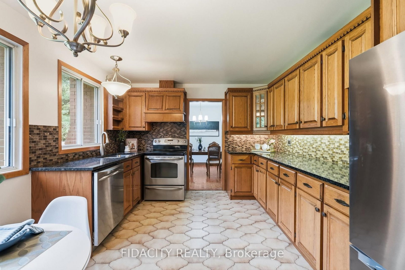 45 Cortleigh Drive • Ottawa, ON photo 12
