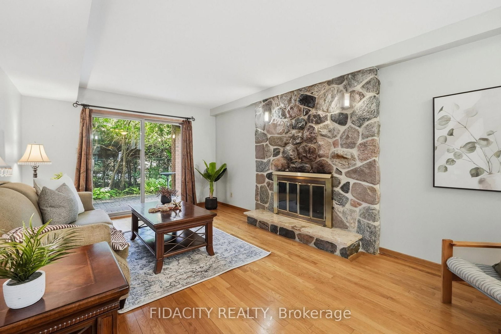 45 Cortleigh Drive • Ottawa, ON photo 17