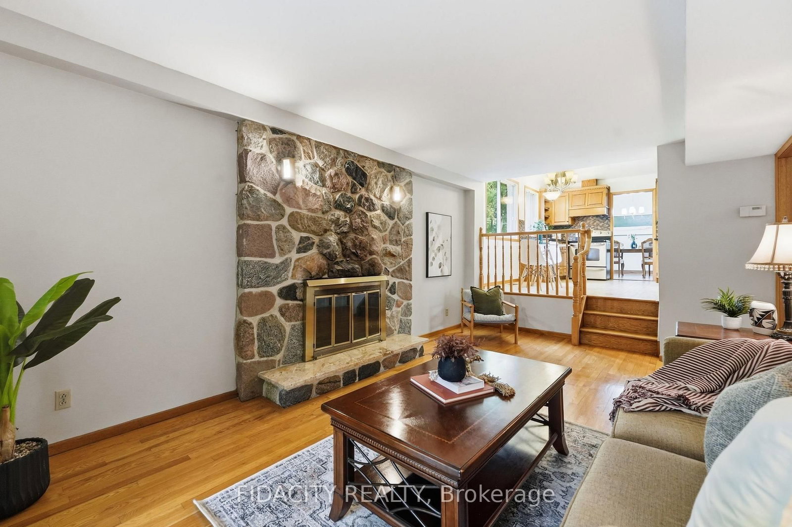 45 Cortleigh Drive • Ottawa, ON photo 18
