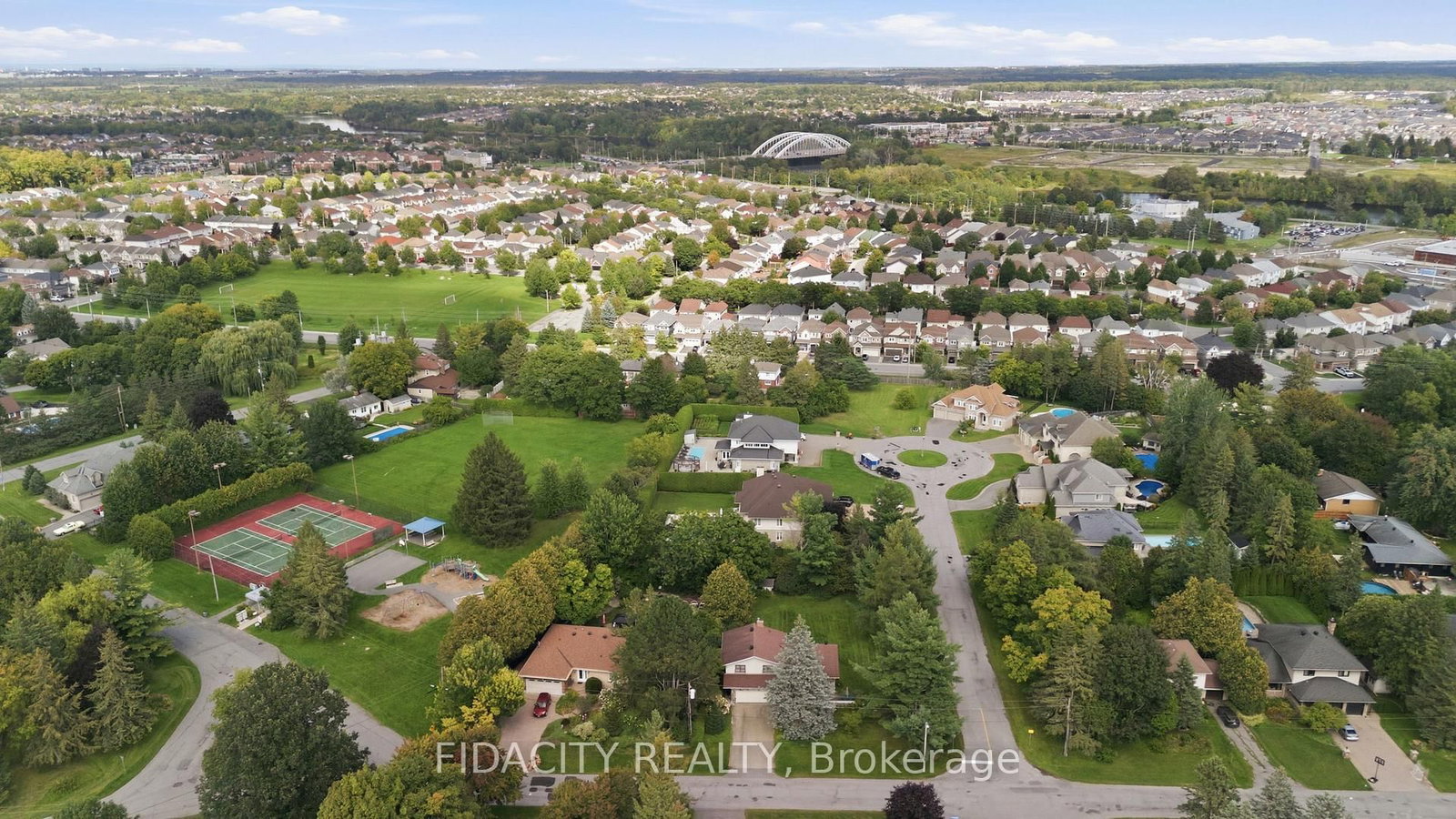 45 Cortleigh Drive • Ottawa, ON photo 44