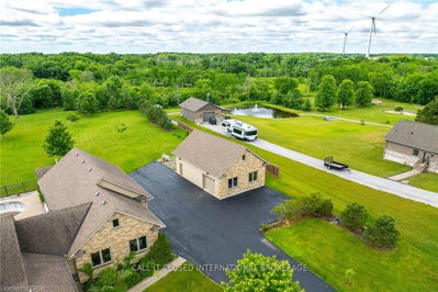 850 Regional Road 27 • West Lincoln, ON photo 2