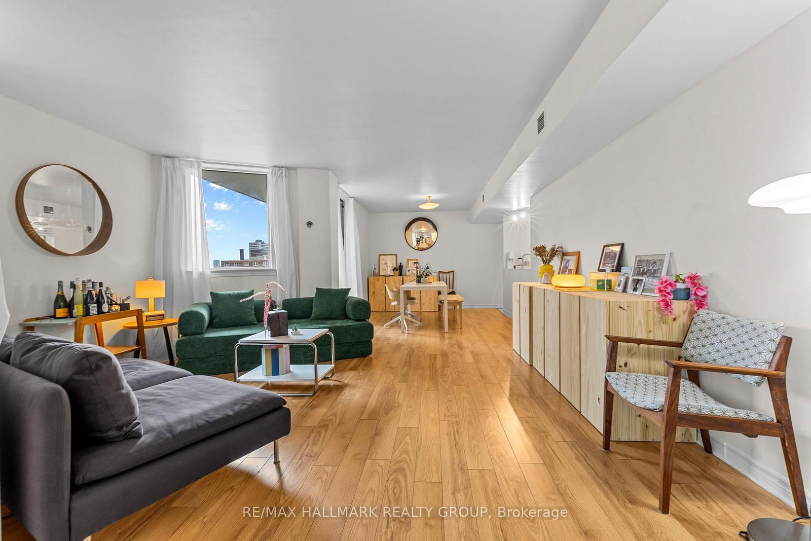 18 Nepean Street • #701 • Ottawa, ON photo 10