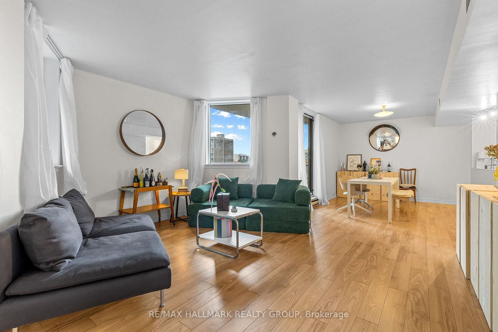 18 Nepean Street • #701 • Ottawa, ON photo 11