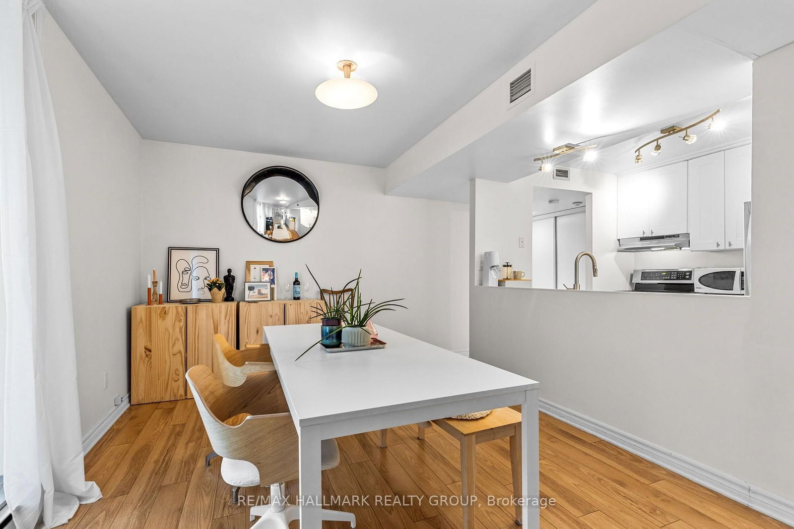 18 Nepean Street • #701 • Ottawa, ON photo 13