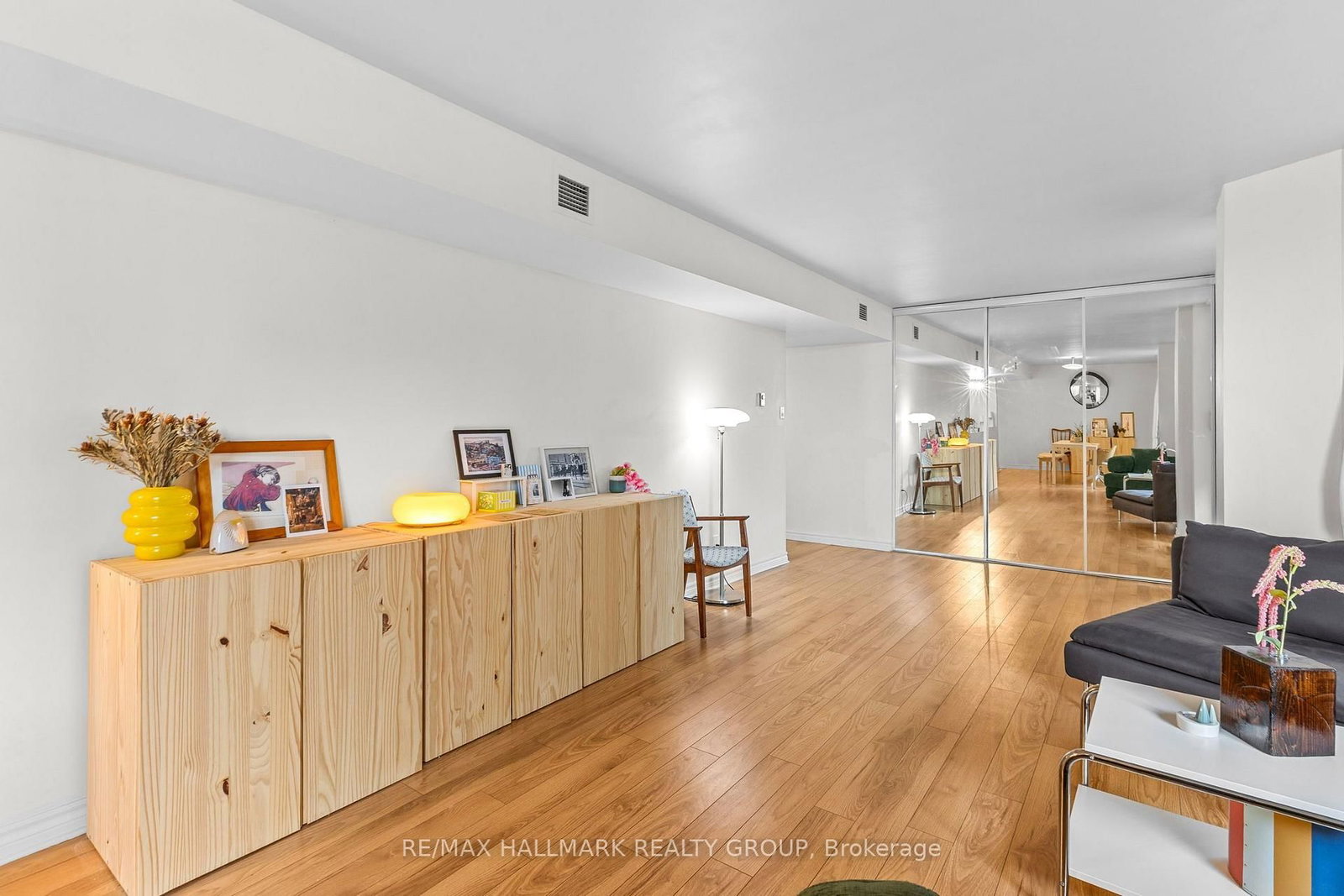 18 Nepean Street • #701 • Ottawa, ON photo 14