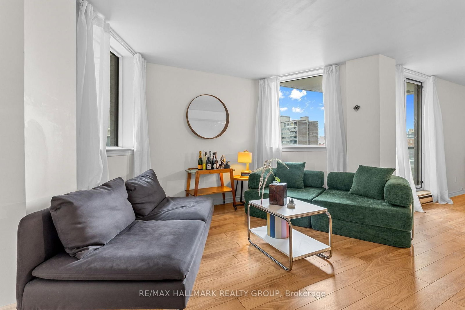 18 Nepean Street • #701 • Ottawa, ON photo 9