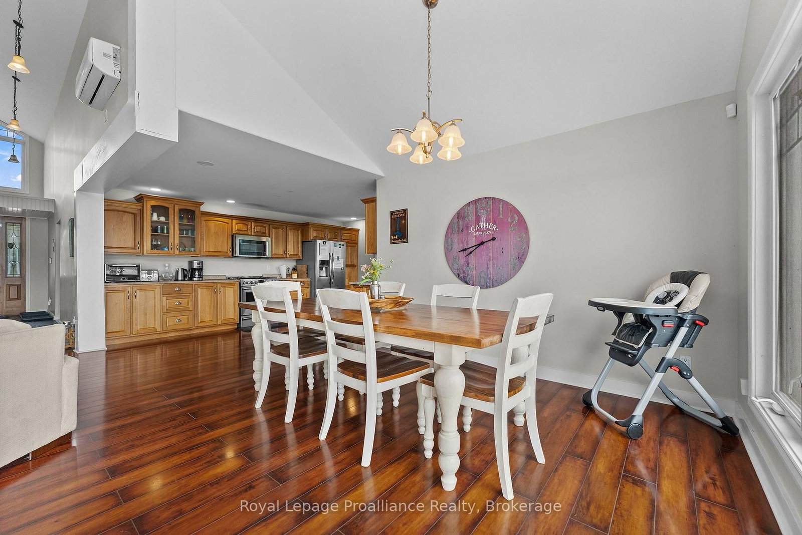 137 Lakeshore Drive • Barry's Bay, ON photo 14