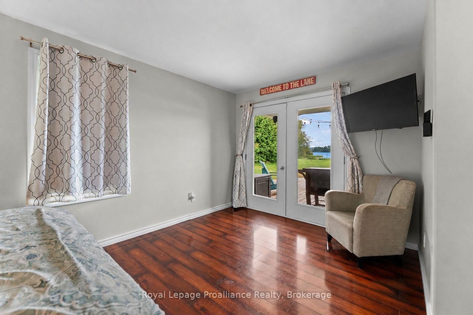 137 Lakeshore Drive • Barry's Bay, ON photo 22
