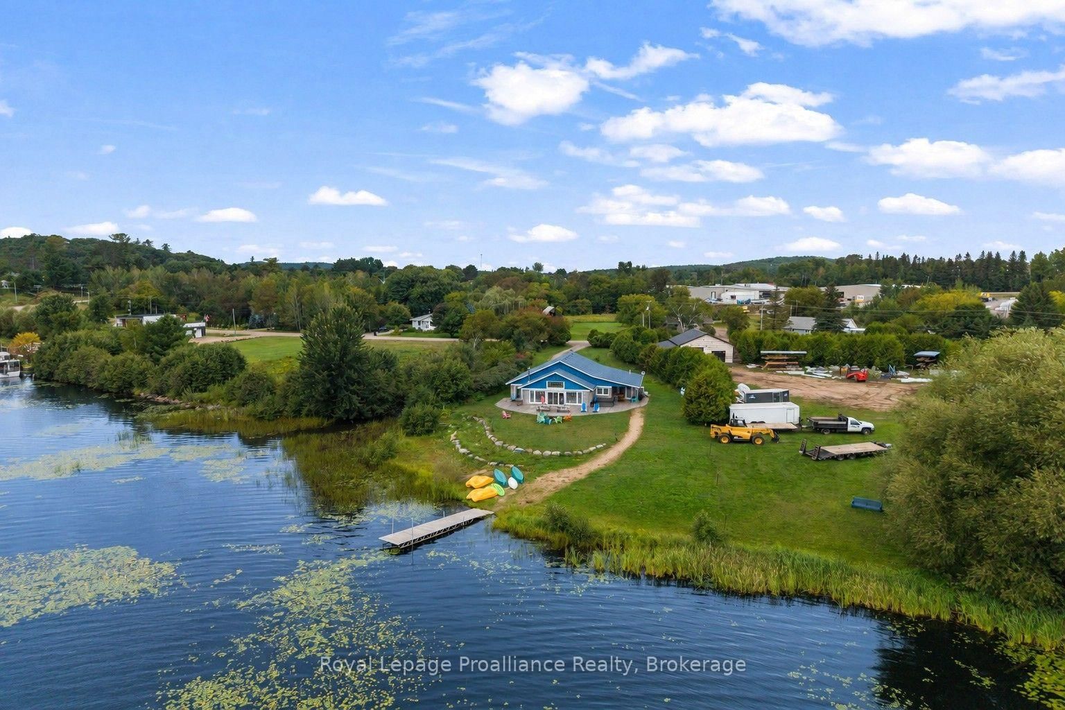 137 Lakeshore Drive • Barry's Bay, ON photo 4