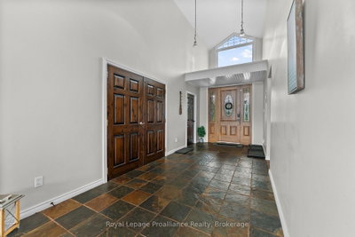 137 Lakeshore Drive • Barry's Bay, ON photo 5