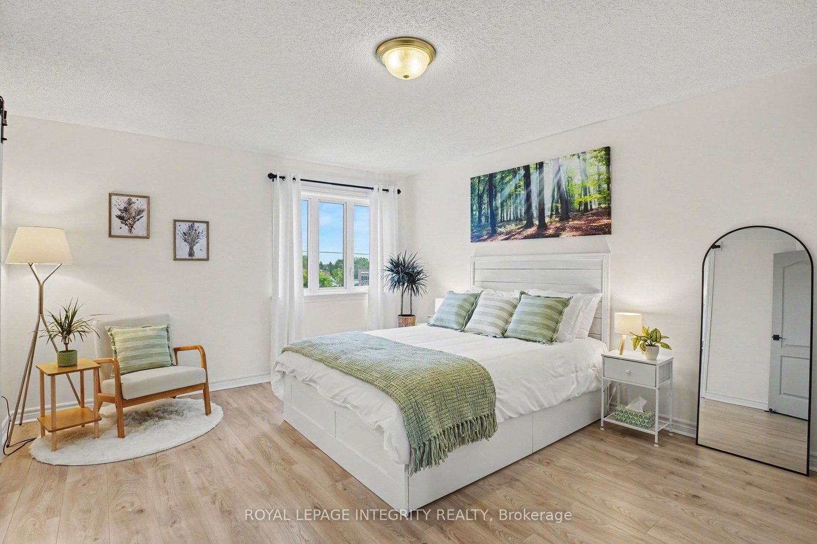 563 Remnor Avenue • Ottawa, ON photo 16