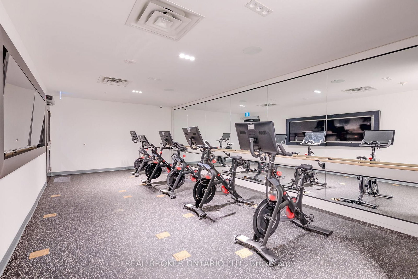 15 Wellington Street • #317 • Kitchener, ON photo 29