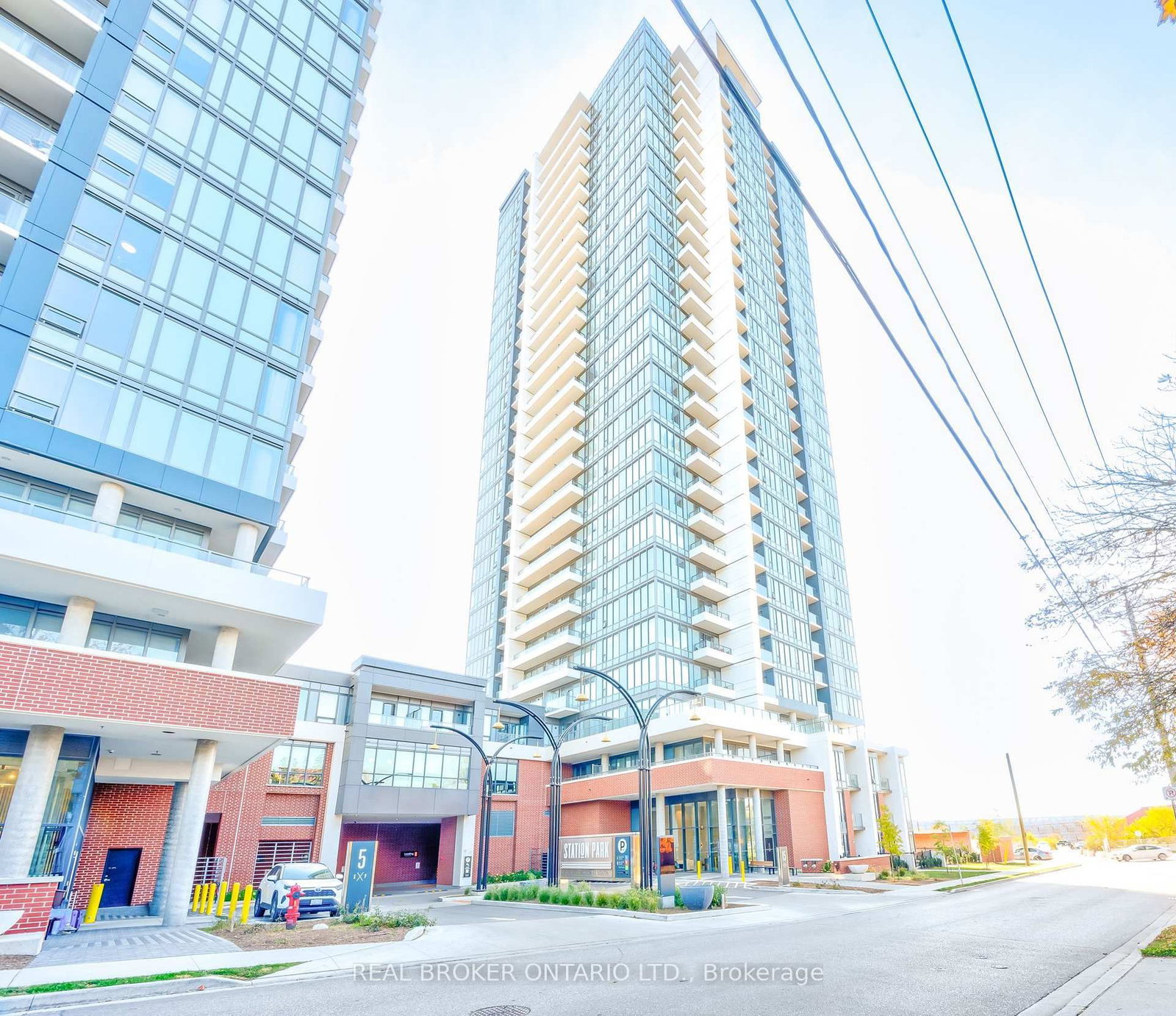 Condo for sale at 317-15 Wellington Street, Kitchener, Ontario, N2G 0E4 - MLS: X13762598