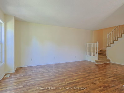 11 WILLVER Drive • St. Catharines, ON photo 5