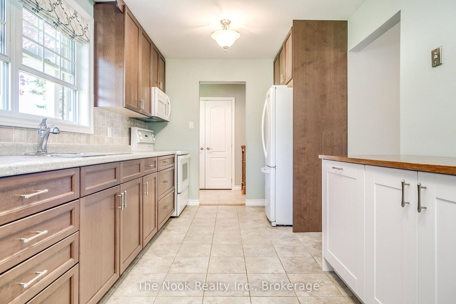 95 Peacock Boulevard • Port Hope, ON photo 4