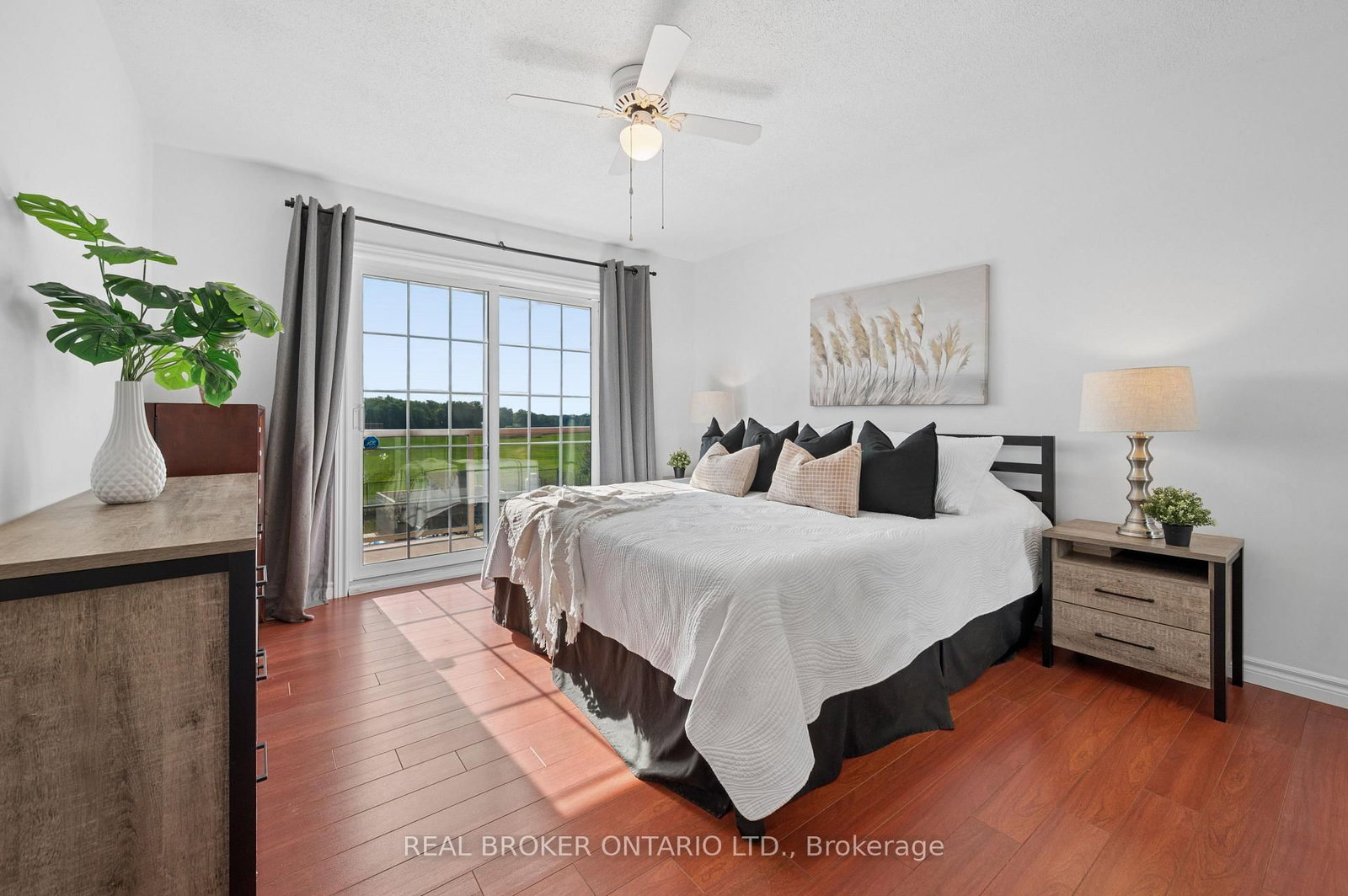1049 Sheffield Road • Hamilton, ON photo 14