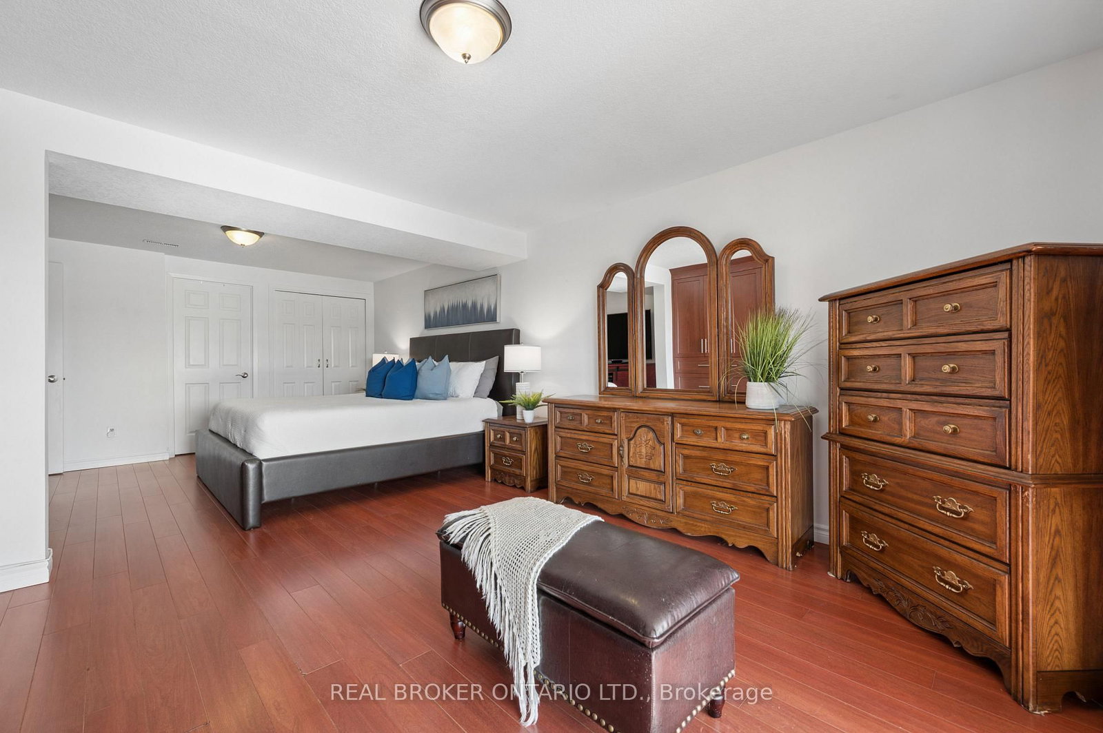 1049 Sheffield Road • Hamilton, ON photo 28