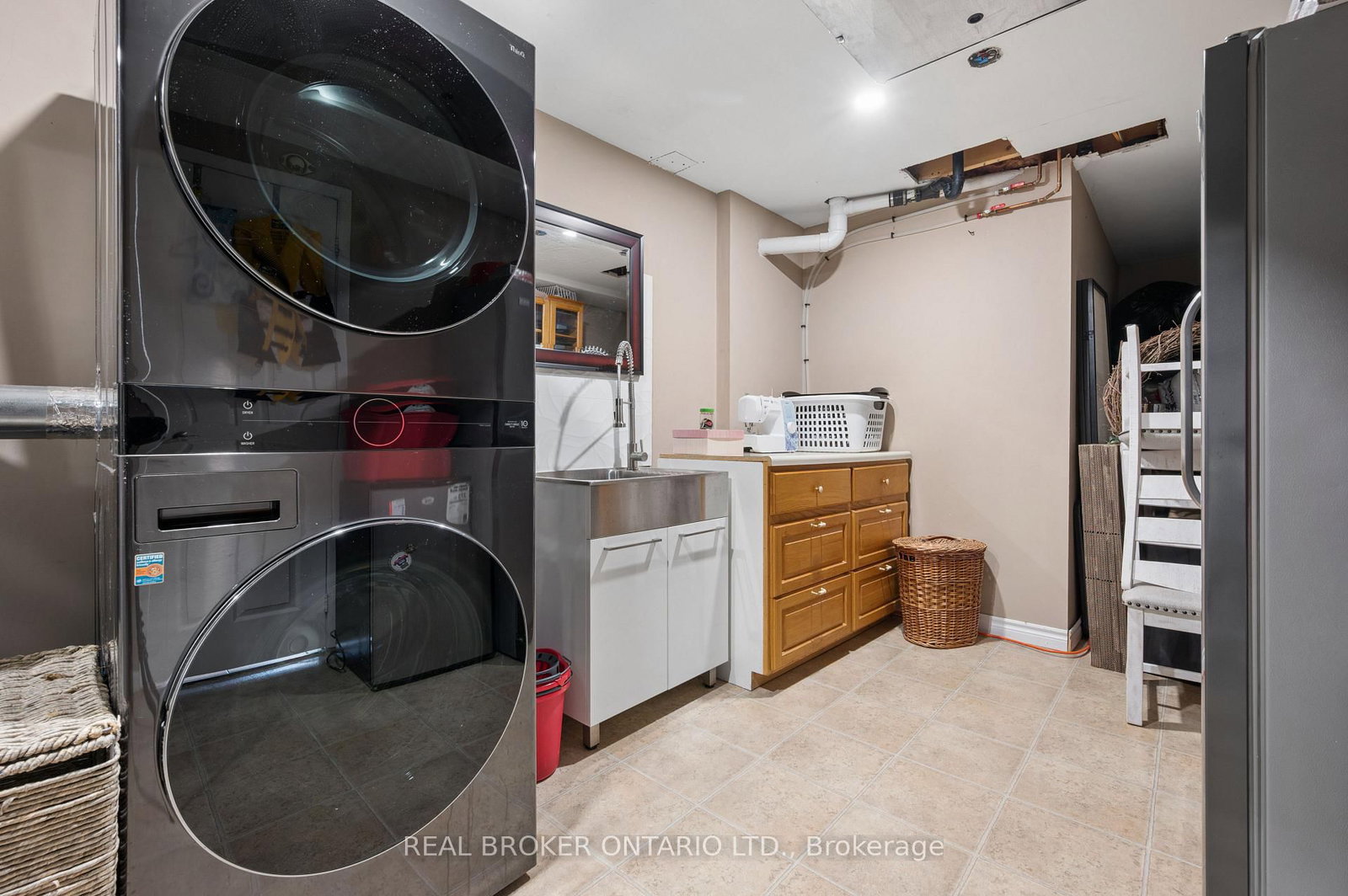 1049 Sheffield Road • Hamilton, ON photo 33