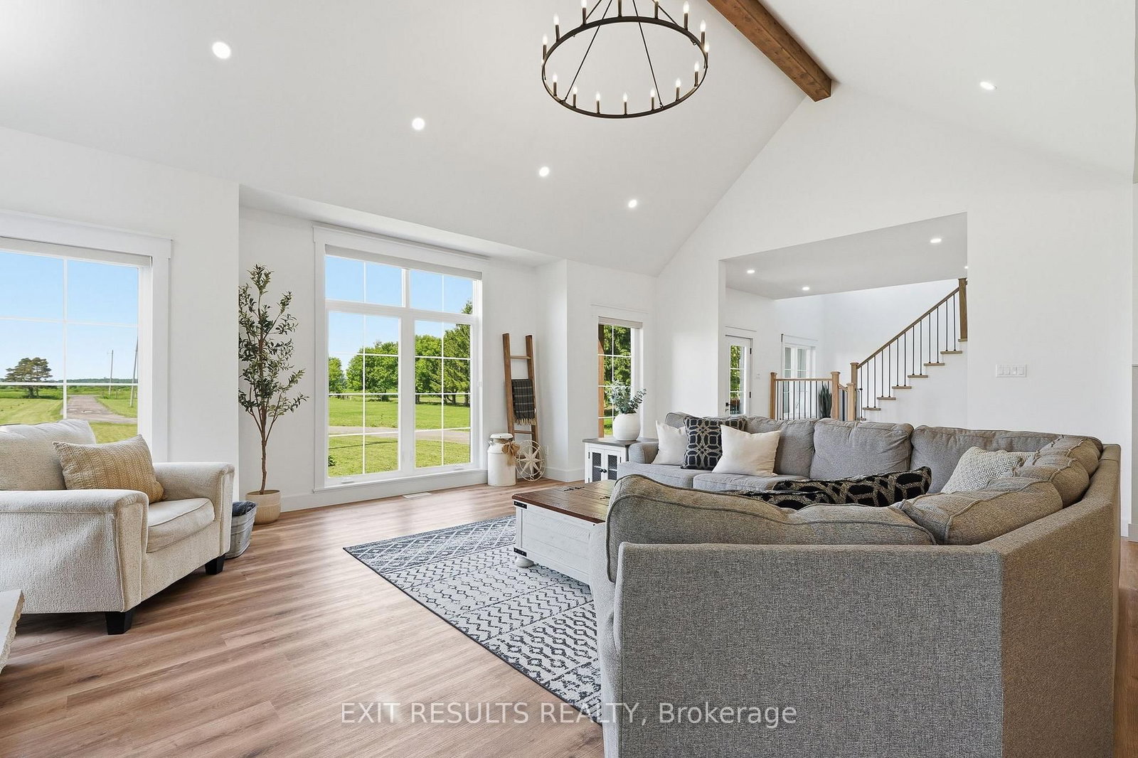 2083 Groves Road • Russell, ON photo 8