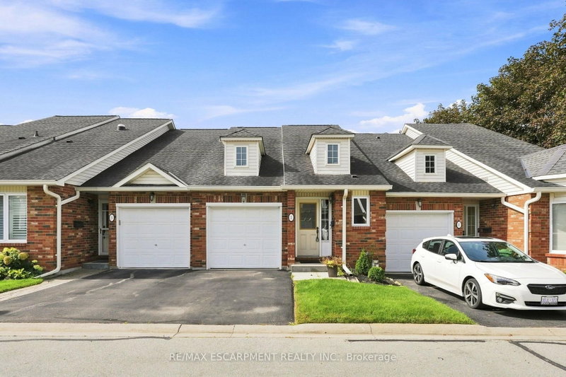 2 - 222 FELLOWES Crescent