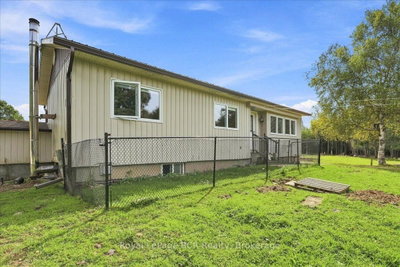 151601 Southgate Sideroad 15 • Southgate, ON photo 3