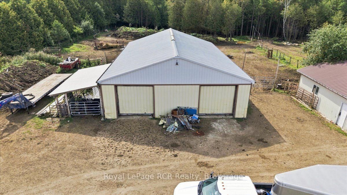 151601 Southgate Sideroad 15 • Southgate, ON photo 46