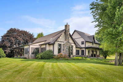 151 Concession 7 Road E • Hamilton, ON photo 2