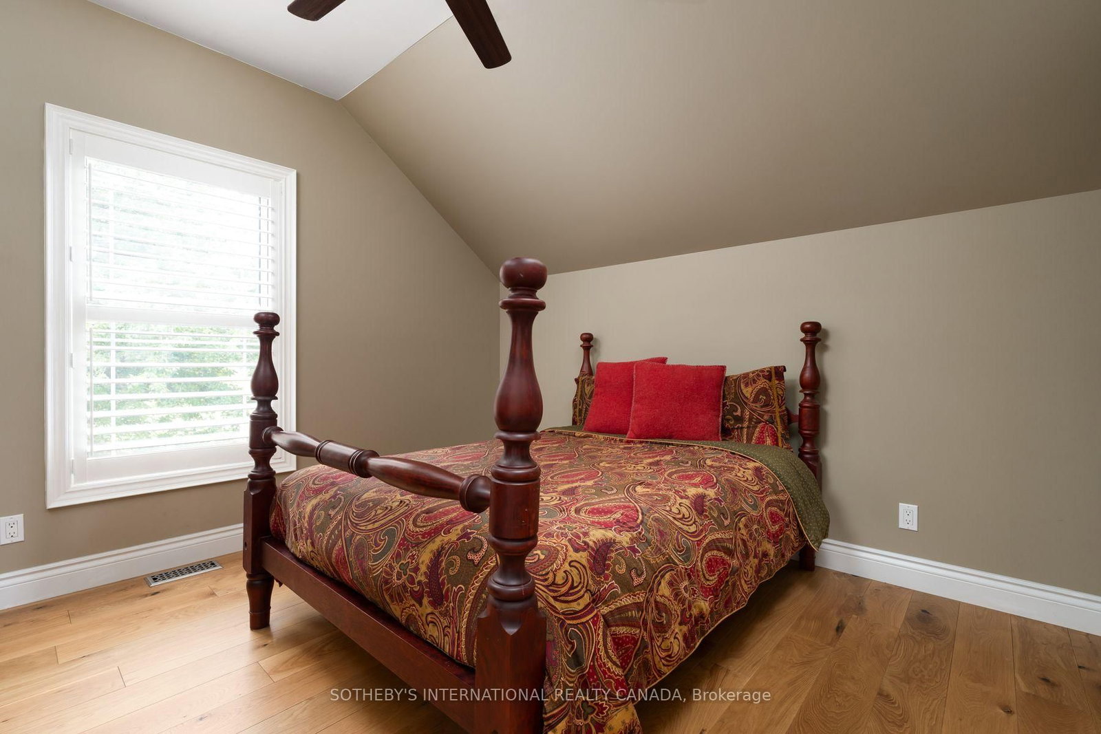 151 Concession 7 Road E • Hamilton, ON photo 38