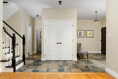 151 Concession 7 Road E • Hamilton, ON photo 8