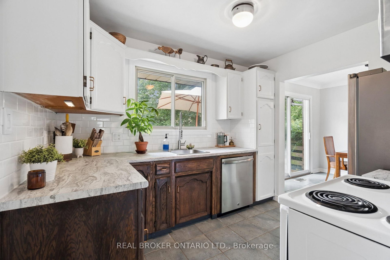 33 Patterson Avenue • Brantford, ON photo 15