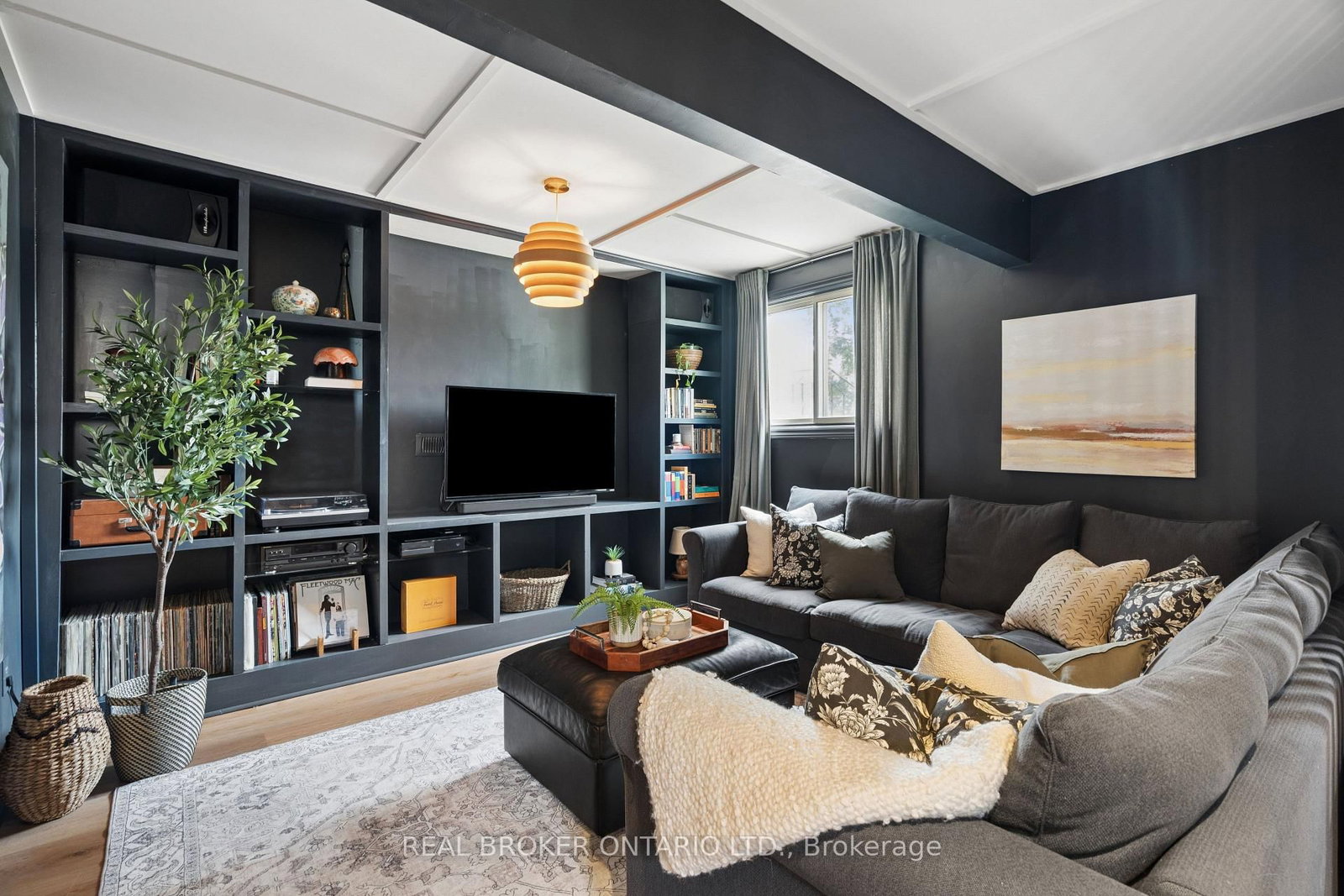 33 Patterson Avenue • Brantford, ON photo 31